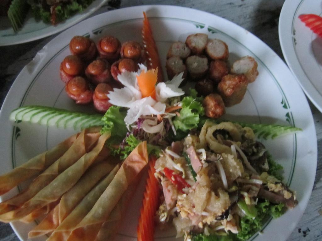 Lopburi Inn Hotel Extérieur photo